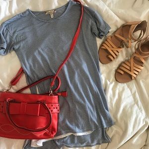 Blue/white striped shirt